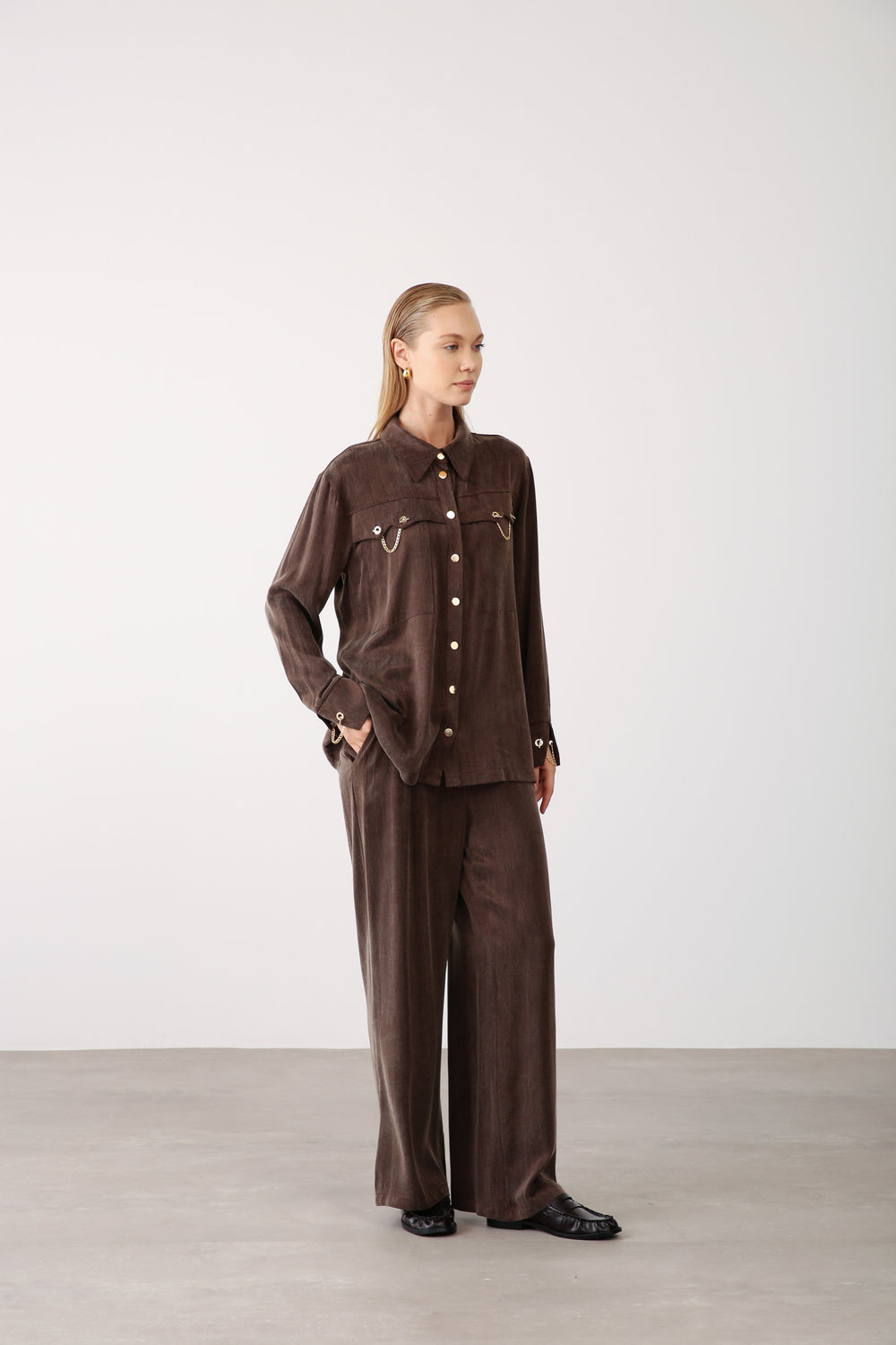 Chain Accent Wide - Leg Pants – Brown - QLISHE