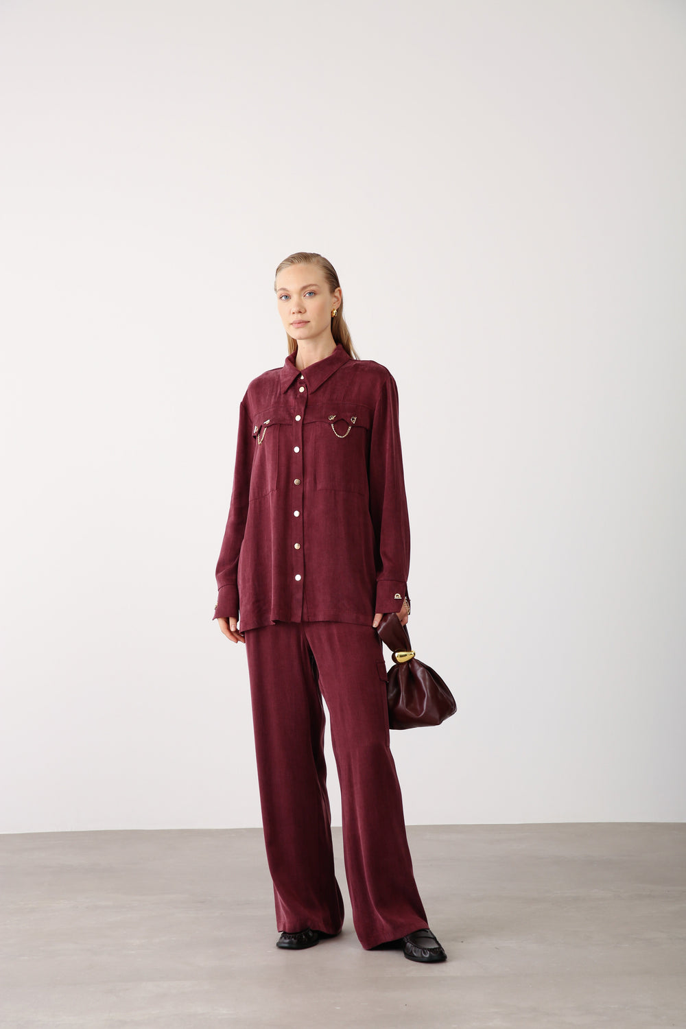 Chain Accent Wide - Leg Pants – Burgundy - QLISHE