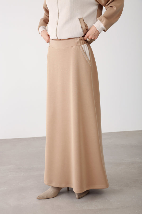 Elastic Waist Pocket Detailed Skirt - Camel - QLISHE