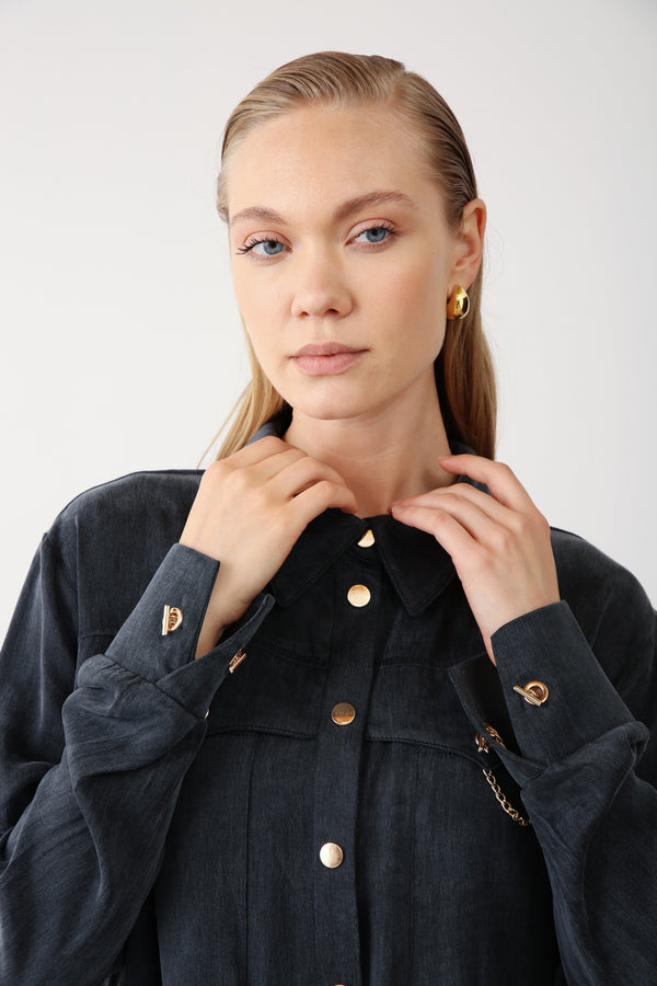 Gold Chain Detailed Pocket Shirt - Black - QLISHE