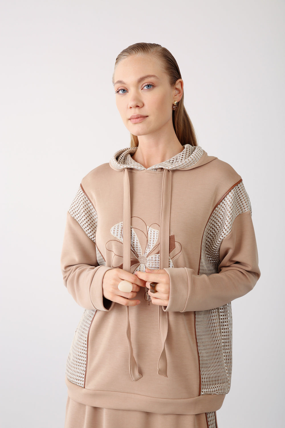 Mesh Detail Sweatshirt with Pants Set – Beige - QLISHE