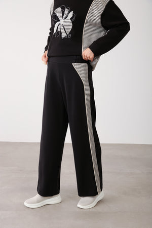 Mesh Side Detailed Pants - Black - QLISHE
