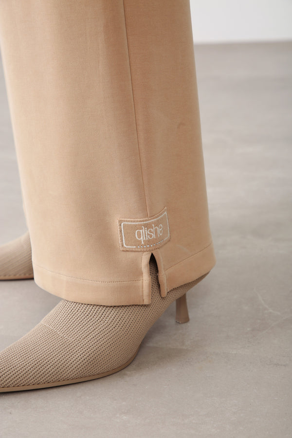 Minimal Comfort Wide - Leg Pants - Camel - QLISHE