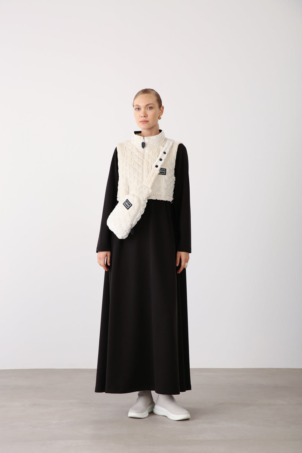 Quilted Vest Detail Dress – Black - QLISHE