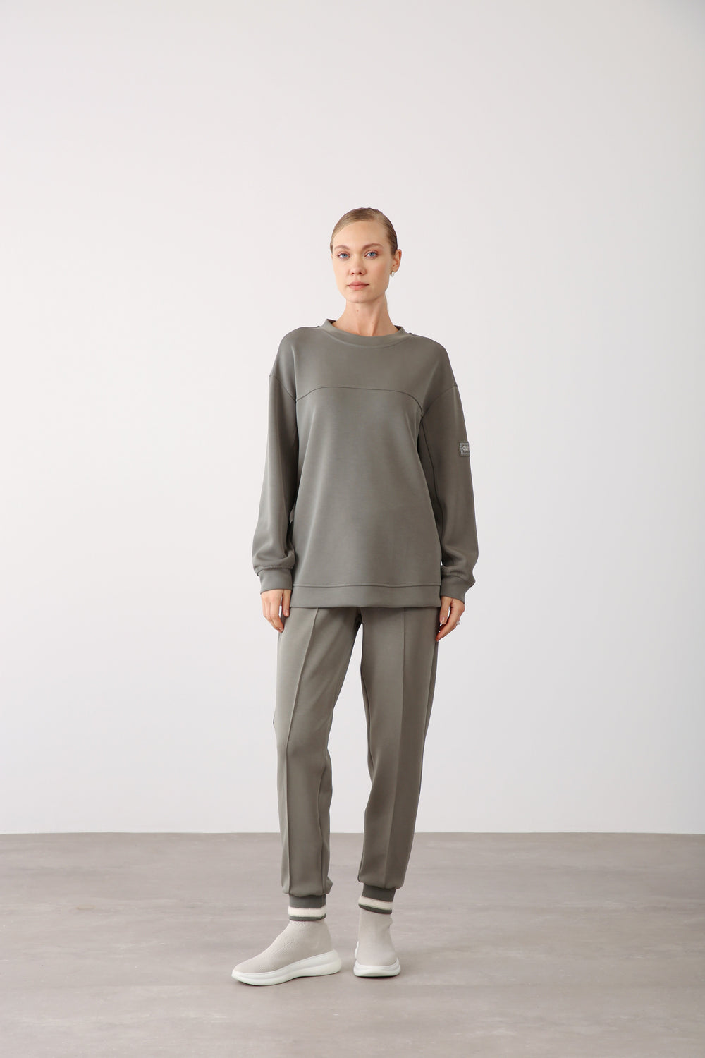 Ribbed Hem Pants - Khaki - QLISHE