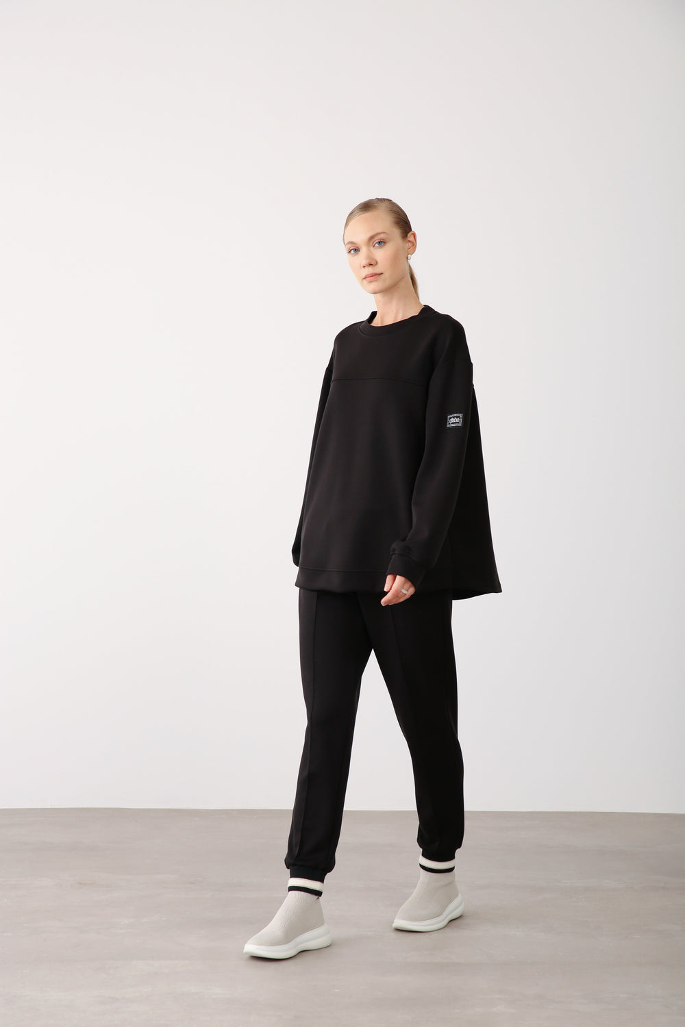 Side Snap Button Detail Sweatshirt - Black - QLISHE