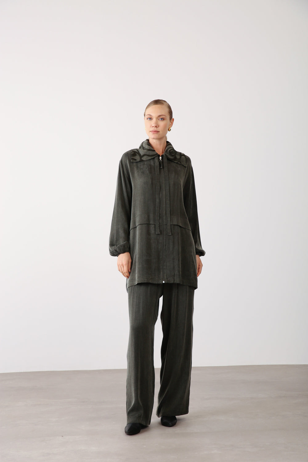 Wide Leg Pants - Khaki - QLISHE