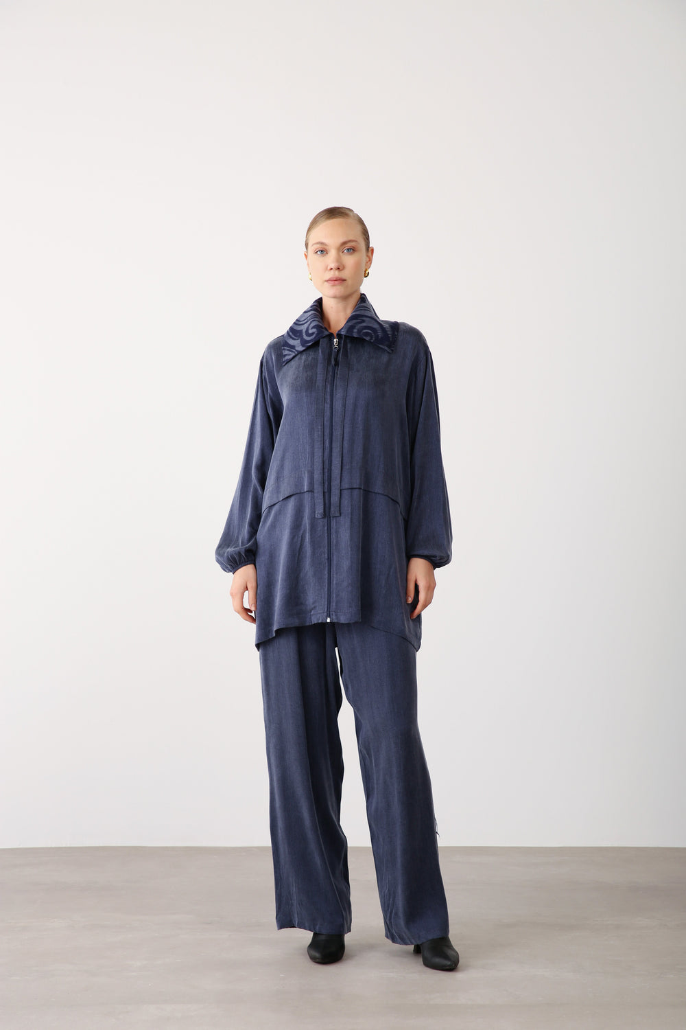 Wide Leg Pants - Navy - QLISHE